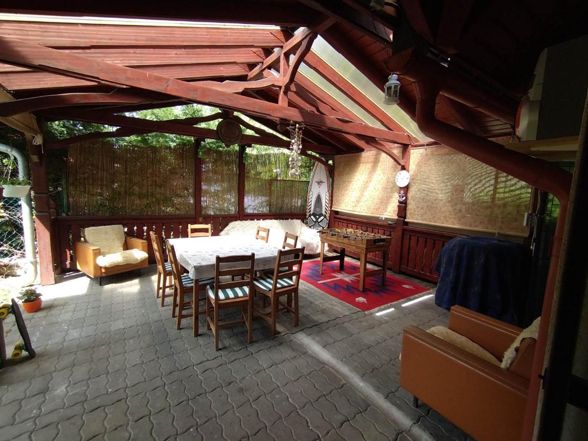 Liliana Vendeghaz Apartment Balatonfůzfő Екстериор снимка