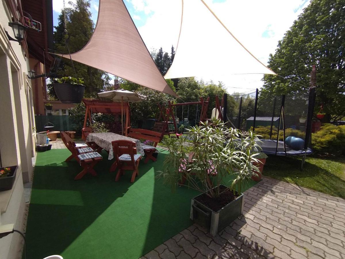Liliana Vendeghaz Apartment Balatonfůzfő Екстериор снимка