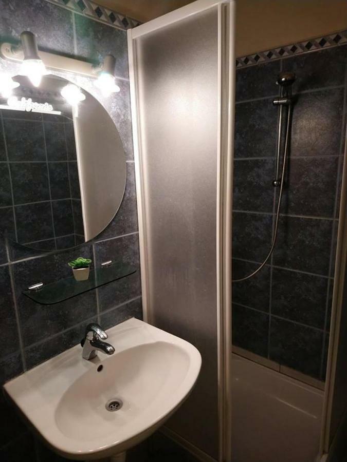 Liliana Vendeghaz Apartment Balatonfůzfő Екстериор снимка